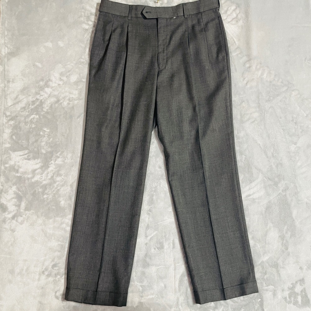 Stafford Dress Pants Mens 36x31 Wool Blend Grey Excellent Pleated Cuffed Pant